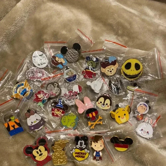 Disney Accessories - Disney Pins Galore - Random Selection,, No Repeats!